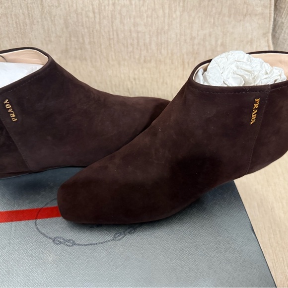 Prada Brown Suede Ankle Boots Streamlined Slip-On Design - Picture 1 of 11